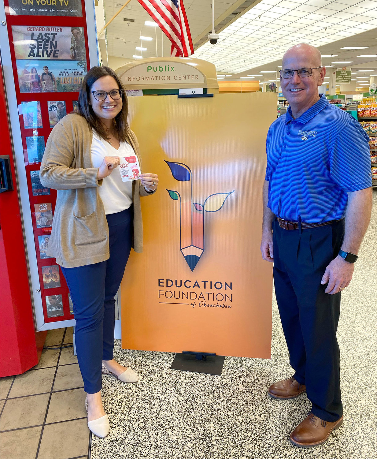 Education Foundation of Okeechobee stakeholders Christine Brennan Bishop and Russ Brown greet Publix’s customers during the Tools for Back to School campaign.